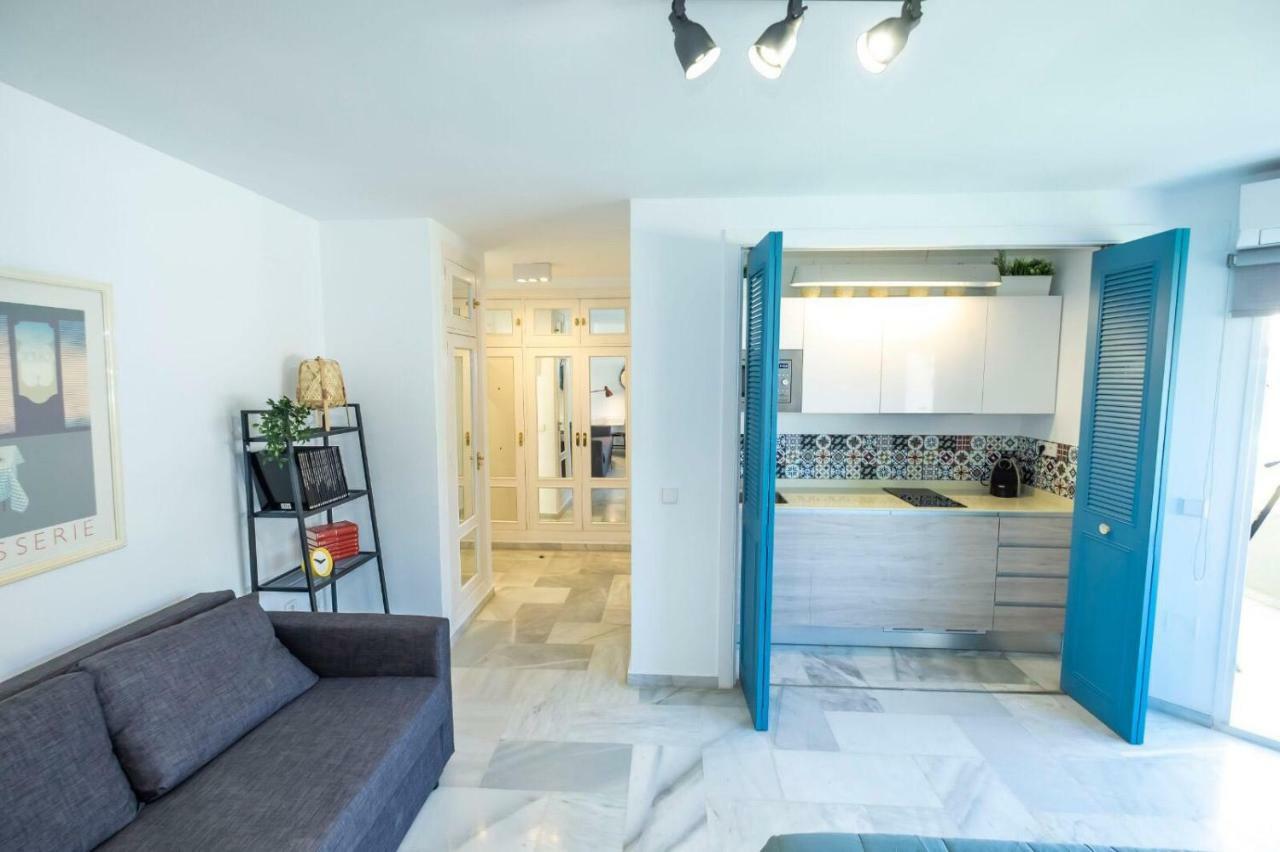 Malagasuite Costa Del Sol ตอร์เรโมลิโนส ภายนอก รูปภาพ